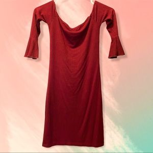 Forever 21 off the shoulder burgundy midi dress🔥